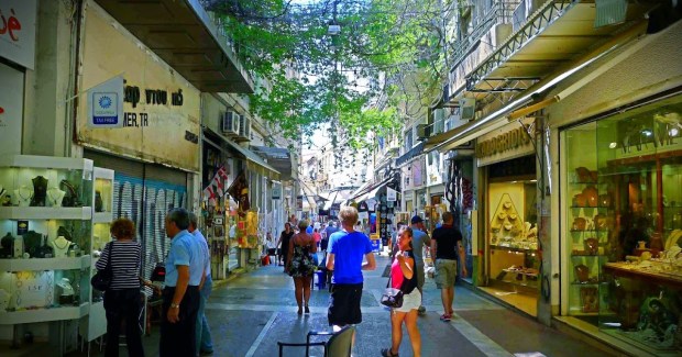 Our local guide to athens has all the shopping tips for your next. Crazy Souvenir Shopping In Athens