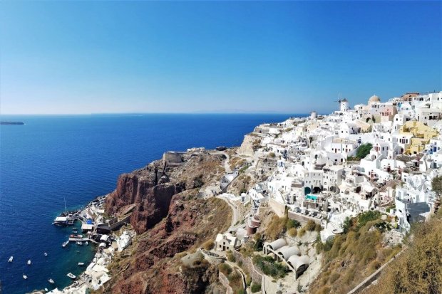 After all of the hustle and bustle leading up to christmas the last thing many people want to worry about is cooking on the big day. The Best 5 Days In Greece Itinerary For First Timers Harbors Havens