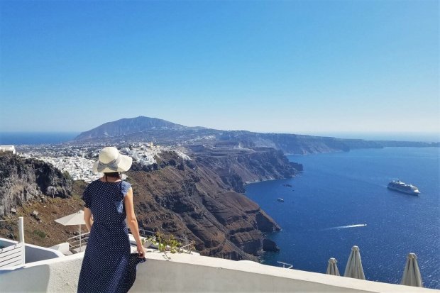 48 hours in athens top things to do top temple sites best beaches best hikes mount olympus. How To Make The Most Of 2 Days In Santorini Greece Harbors Havens