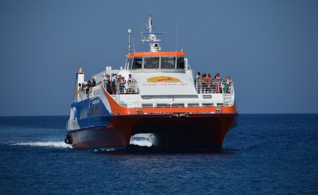 Travel 95 miles (154 km) by flight or ferry from athens to mykonos. Ferries From Santorini To Mykonos And Return Looknwalk Greece